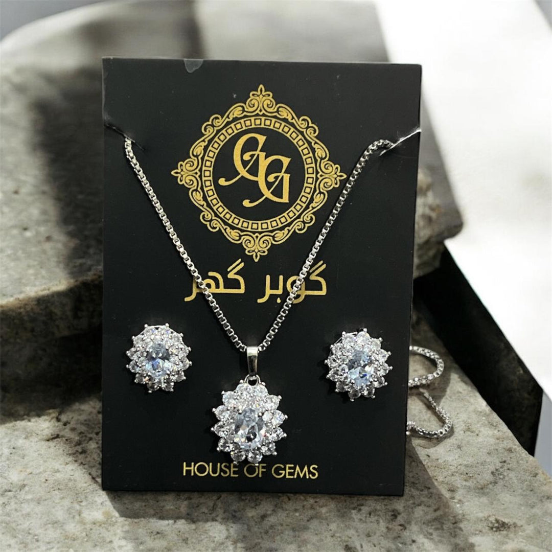 Sparkling Silver Floral Jewelry Set